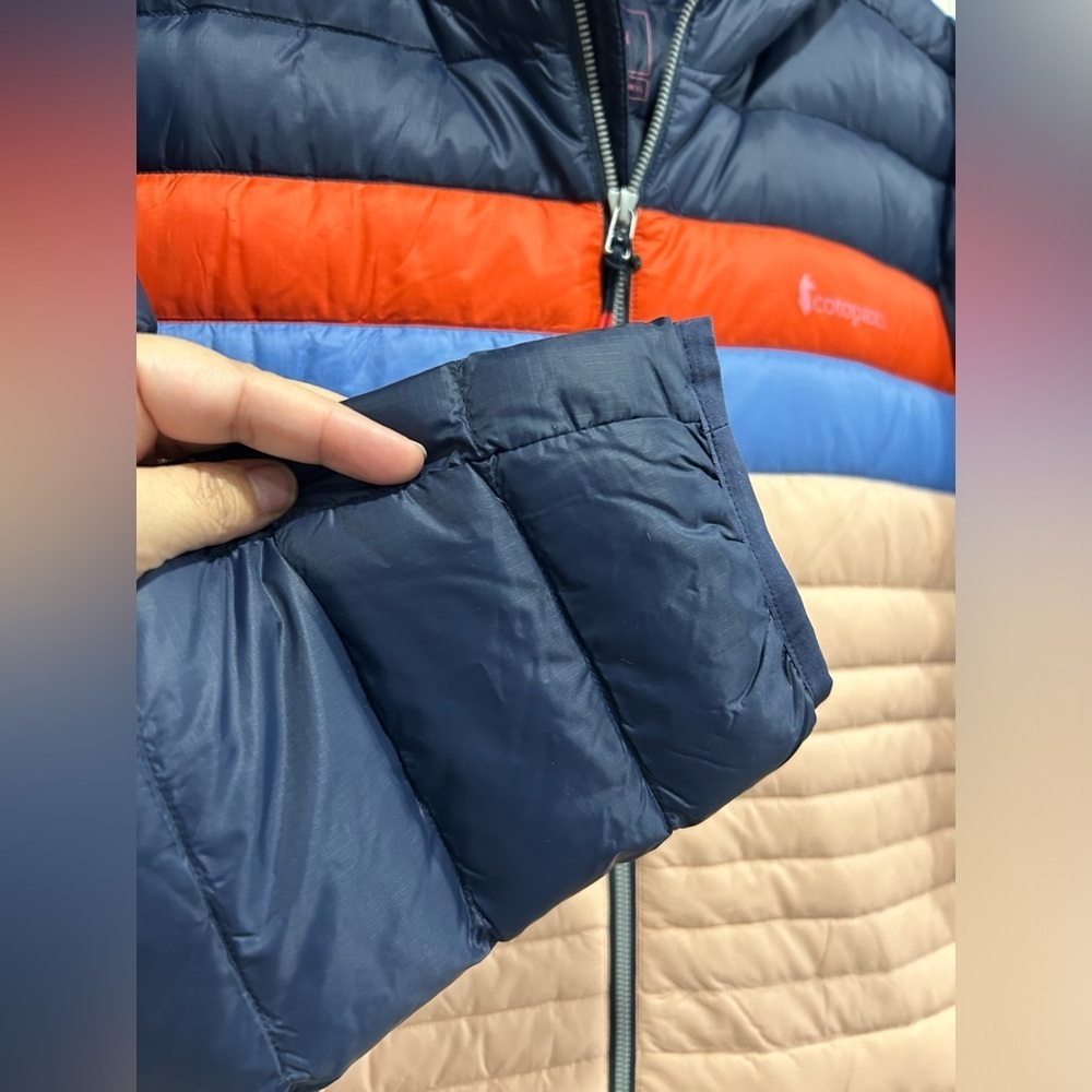 Cotopaxi Women's XL Fuego Hooded Down Jacket Ink Rosewood Pink Blue NWT - Picture 7 of 12